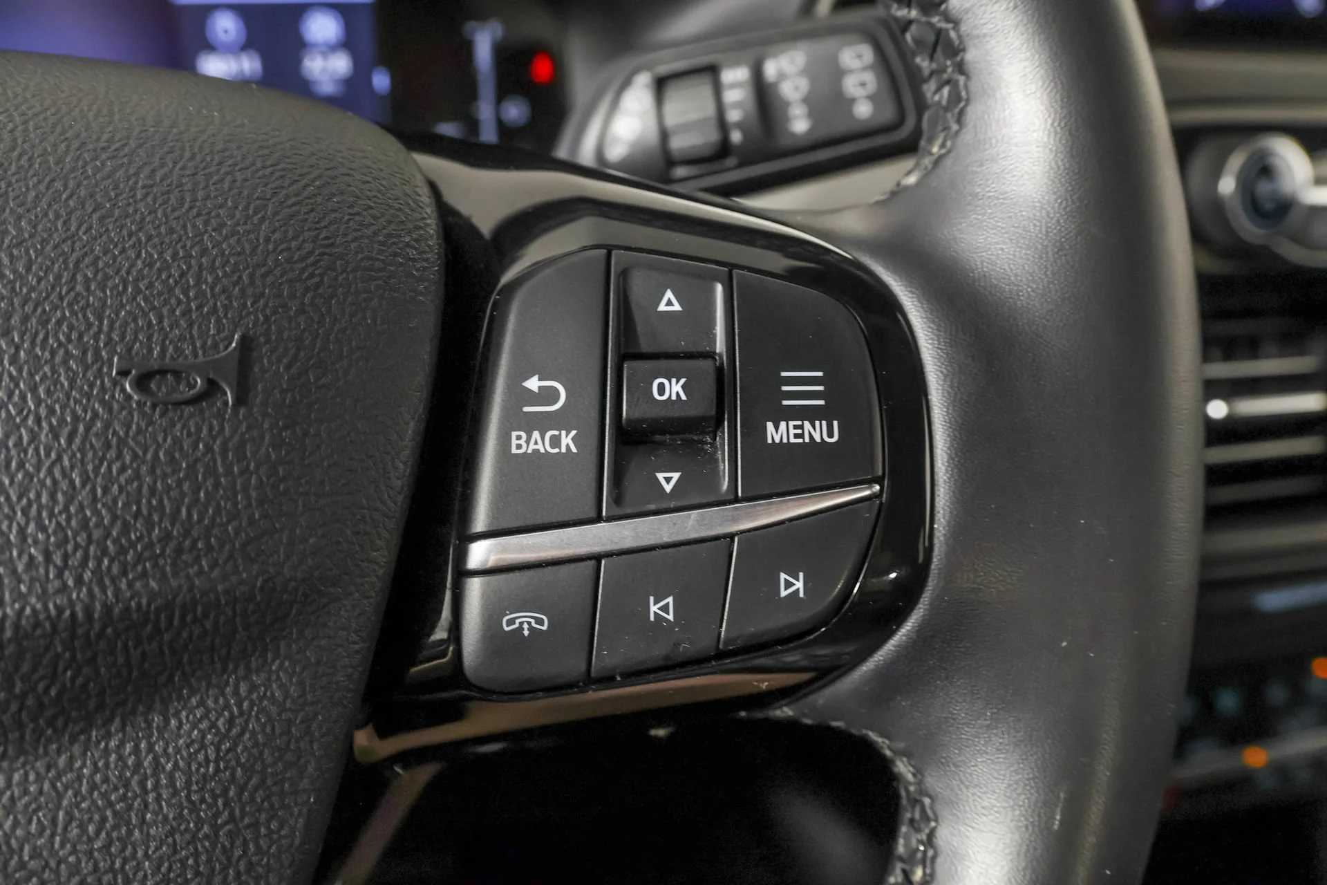Used 2024 Gray Ford Active image 29