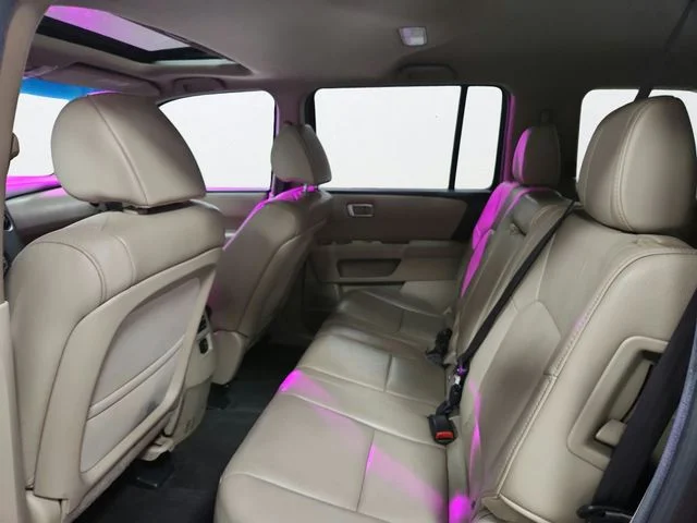 Used 2013 Gray Honda EX-L image 17
