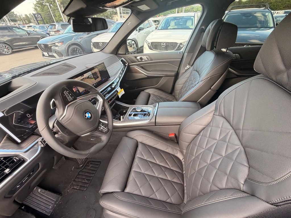 New 2026 Black Sapphire Metallic BMW xDrive40i image 6
