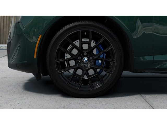 New 2027 Vancouver Green Metallic BMW  image 7
