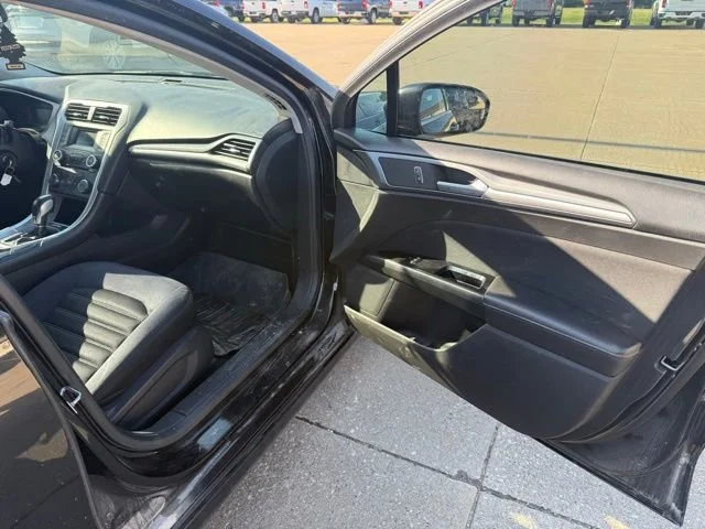 2013 Ford Fusion SE - Photo 22