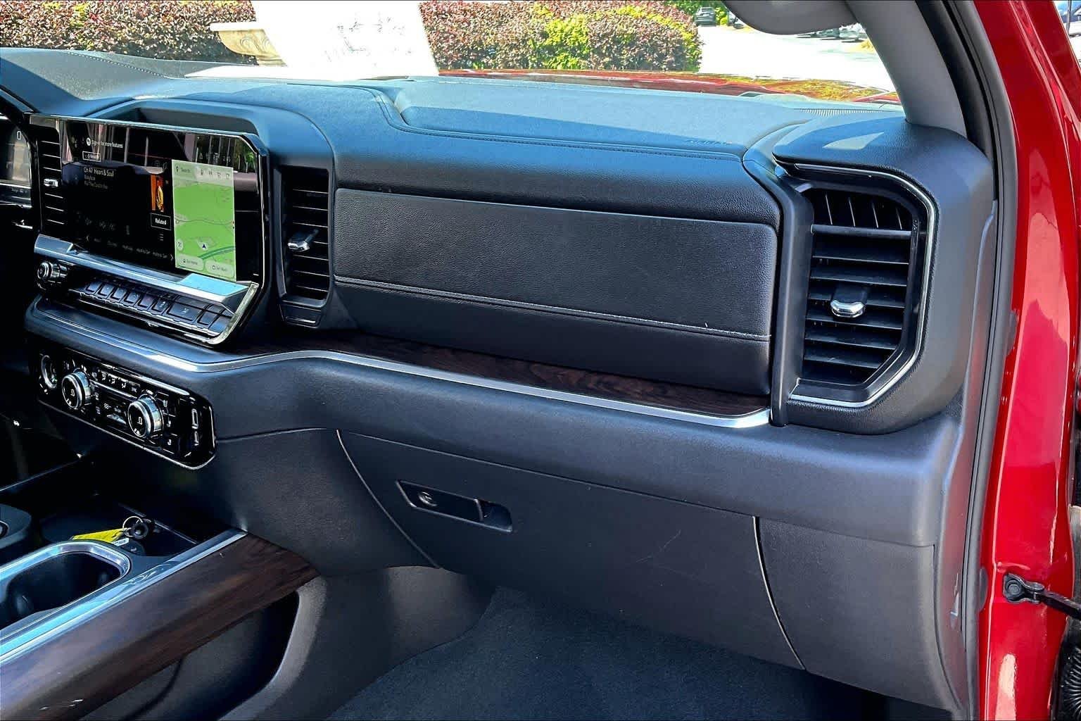 Used 2023 Volcanic Red Tintcoat GMC SLT image 18