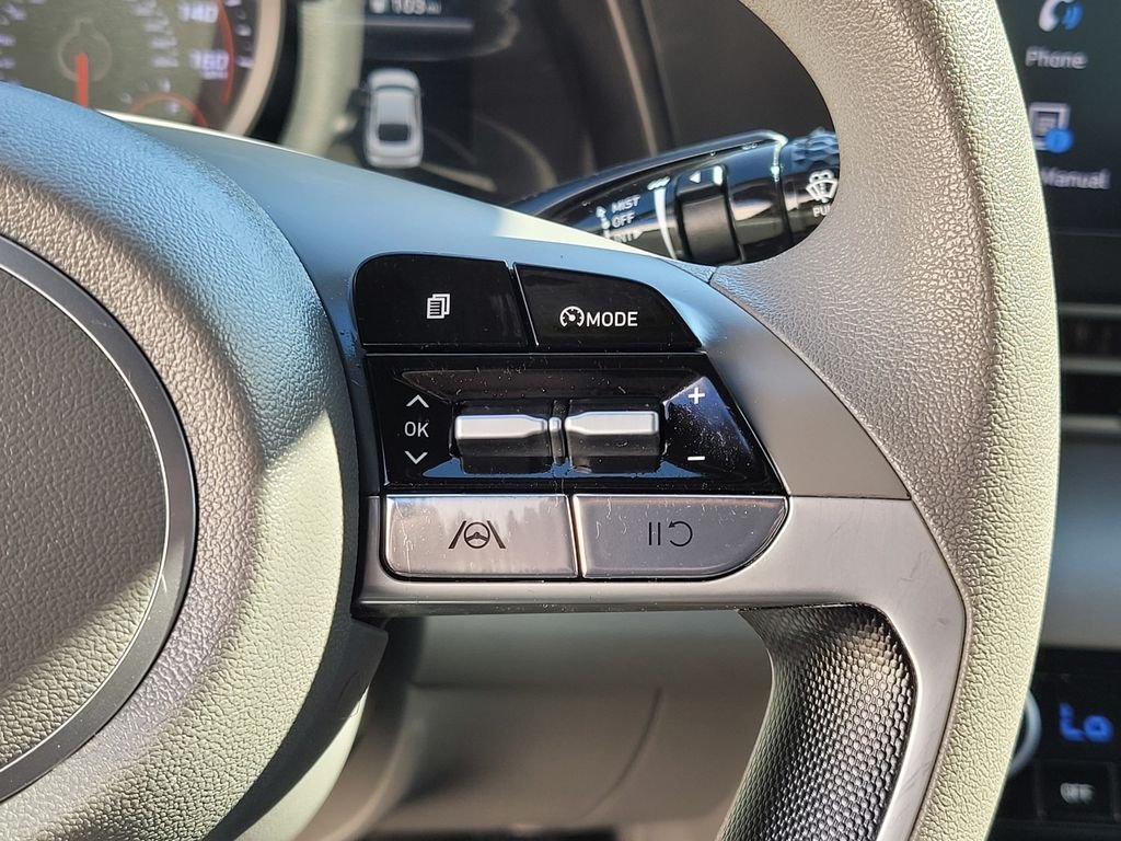 Used 2023 Gray Hyundai SEL image 26