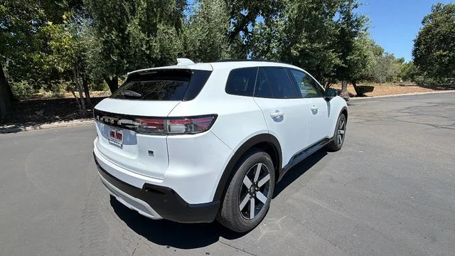 New 2026 Frostline White Pearl Honda 2WD Touring image 4