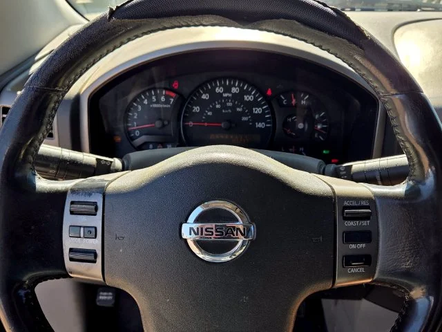 Used 2004 Gray Nissan LE image 24
