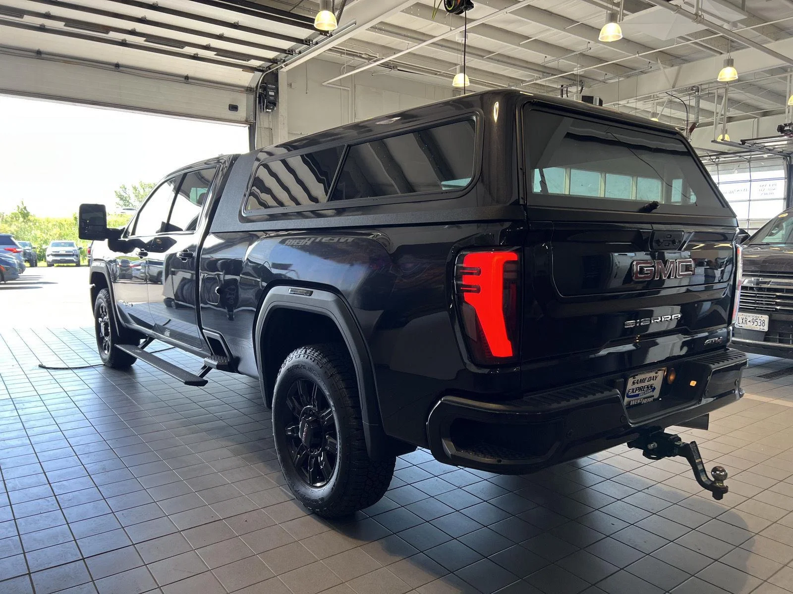Used 2024 Titanium Rush Metallic GMC AT4 image 6