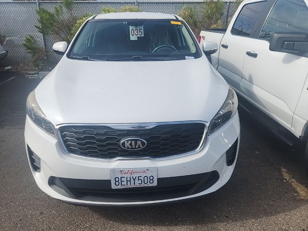 Used 2019 White Kia LX image 2