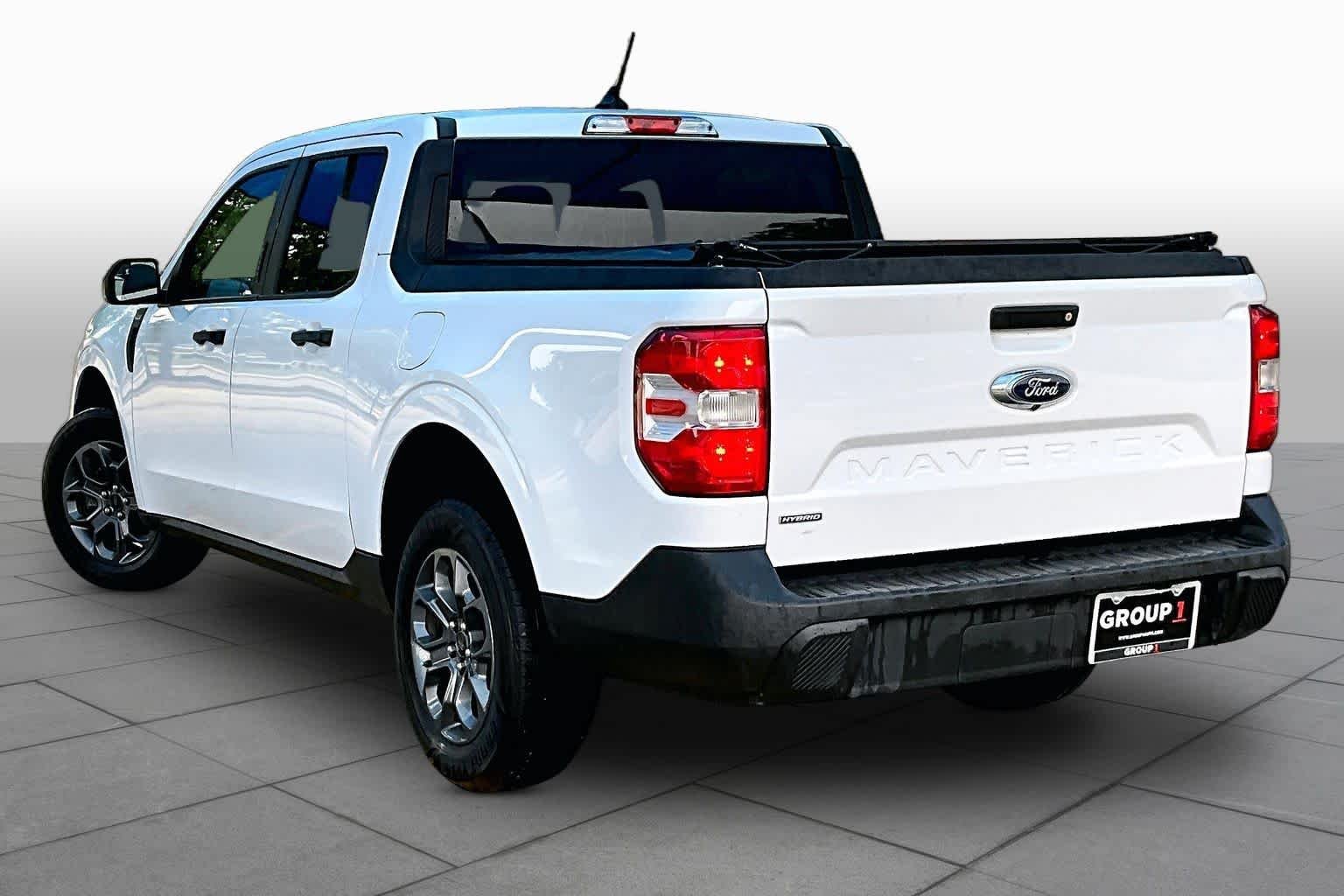 Used 2022 Oxford White Ford XLT image 11