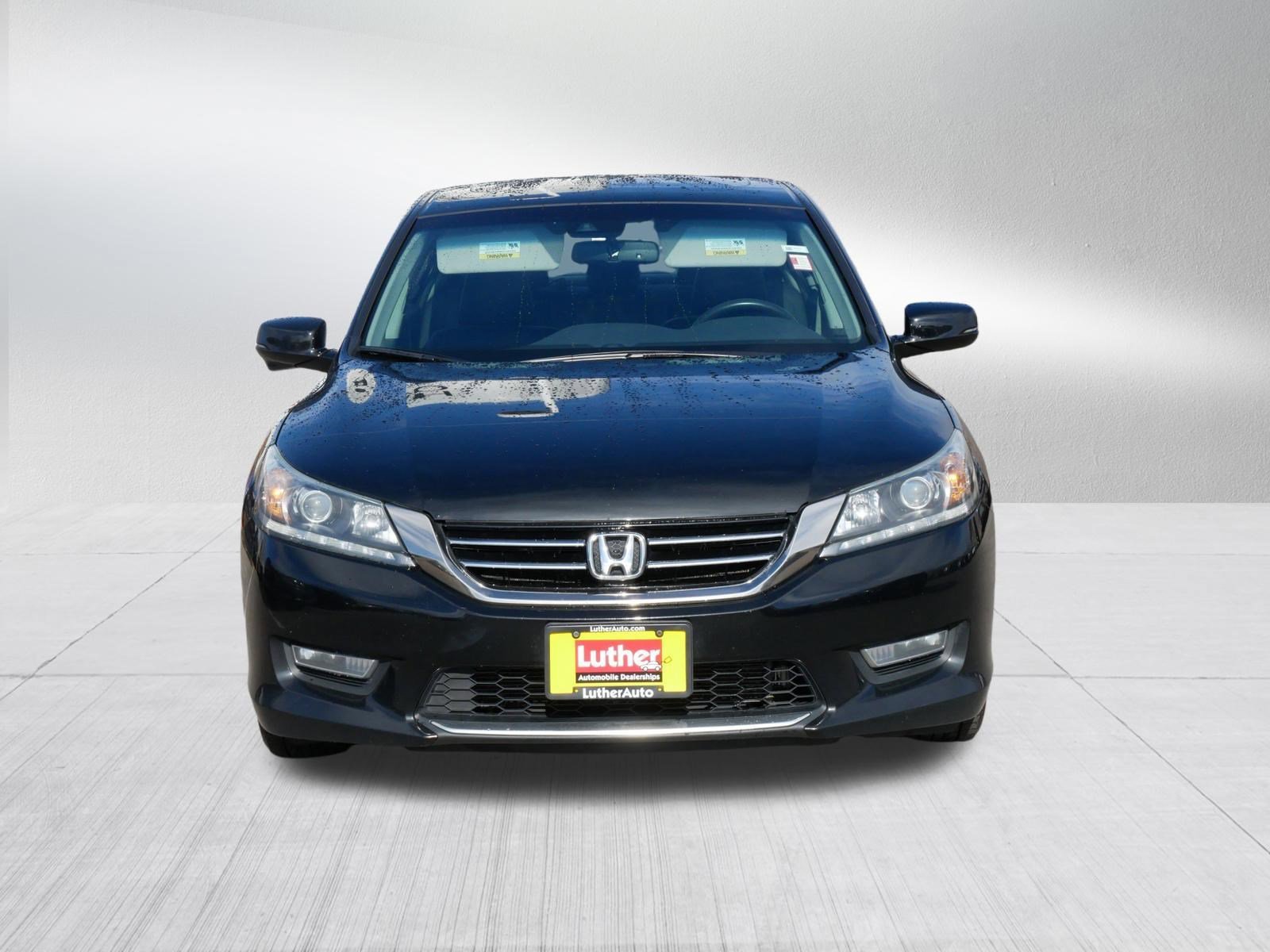 Used 2013 Honda Accord EX-L V6 with VIN 1HGCR3F81DA019630 for sale in Hopkins, Minnesota