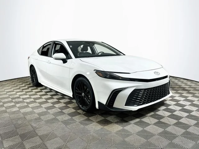 Certified Pre-Owned 2025 Toyota Camry SE