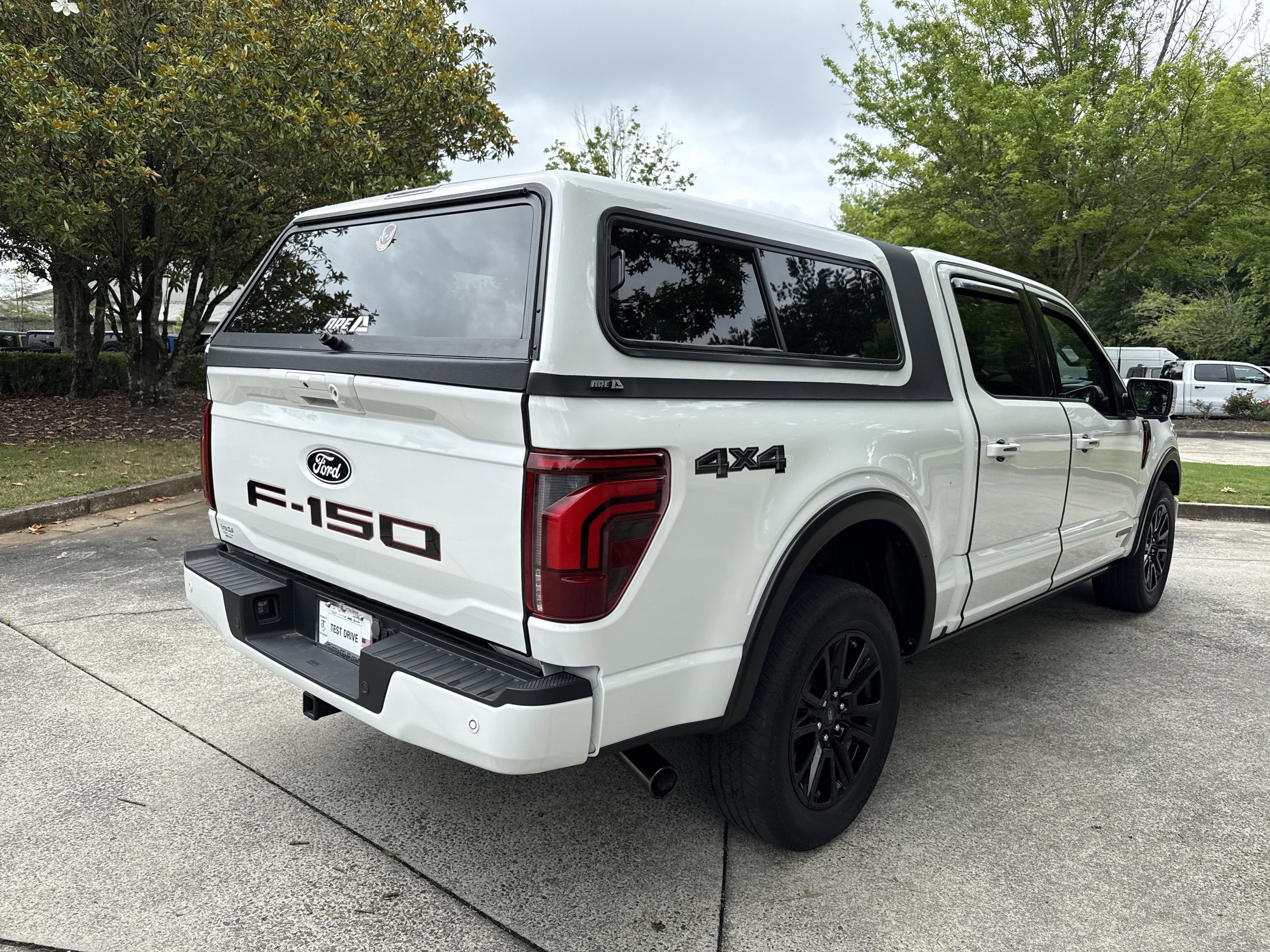 Used 2024 White Metallic Ford Platinum image 7