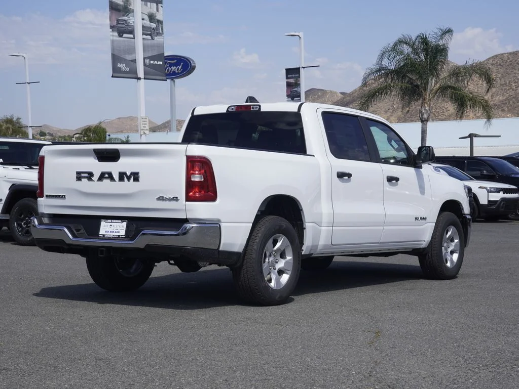 New 2026 Bright White Clear-Coat Exterior Paint RAM Big Horn/Lone Star image 4