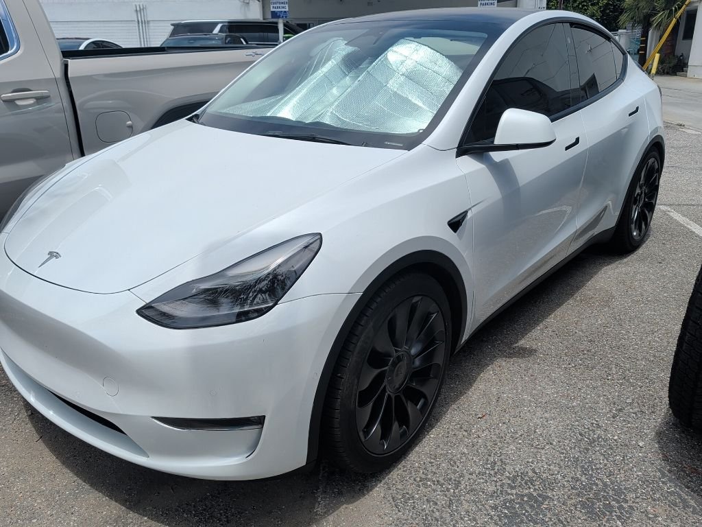 Used 2022 Tesla Model Y Performance with VIN 7SAYGDEF6NF484285 for sale in Santa Monica, CA