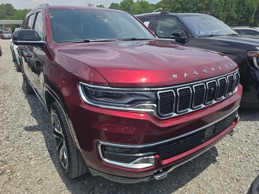 Used 2024 Red Jeep Series III image 2