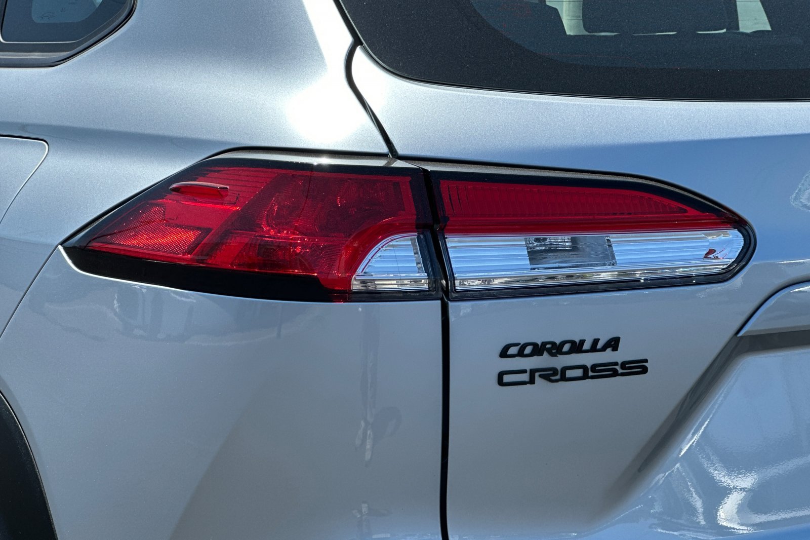 Used 2025 Sonic Silver Toyota Hybrid S image 19