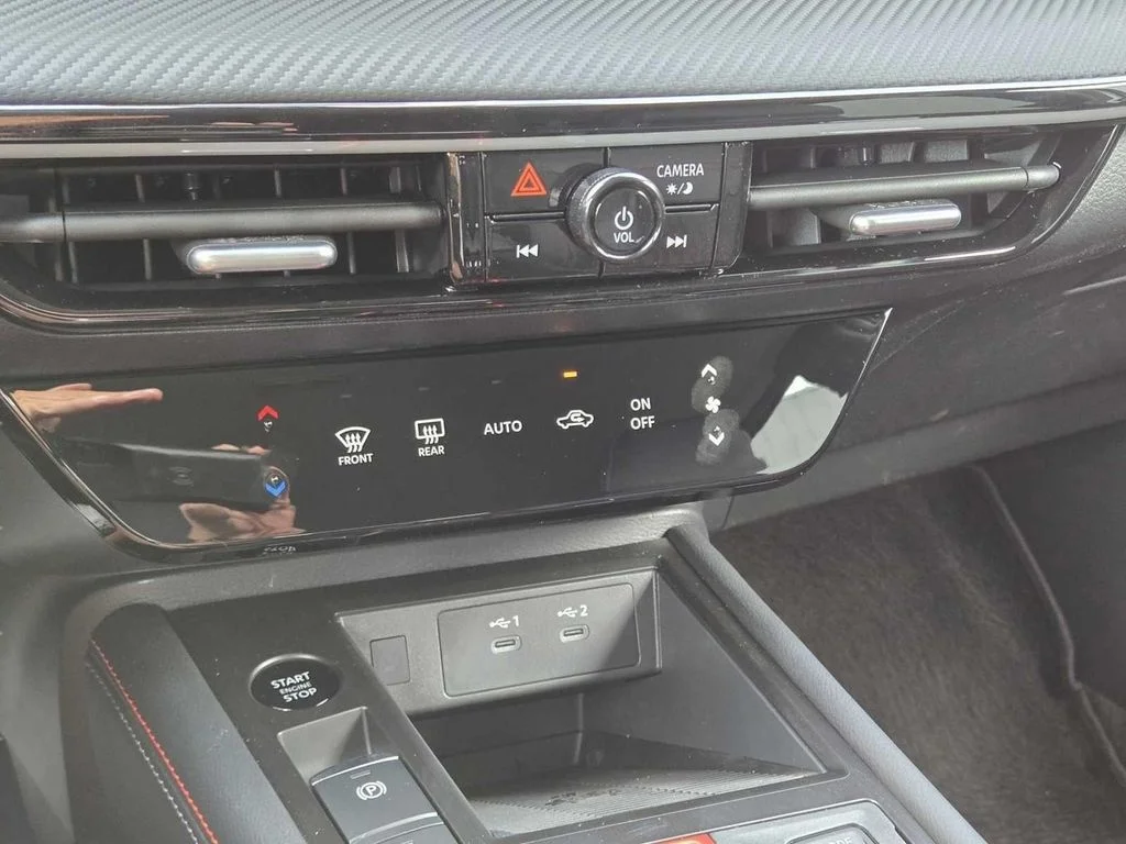 2025 Nissan Kicks SR - Photo 29