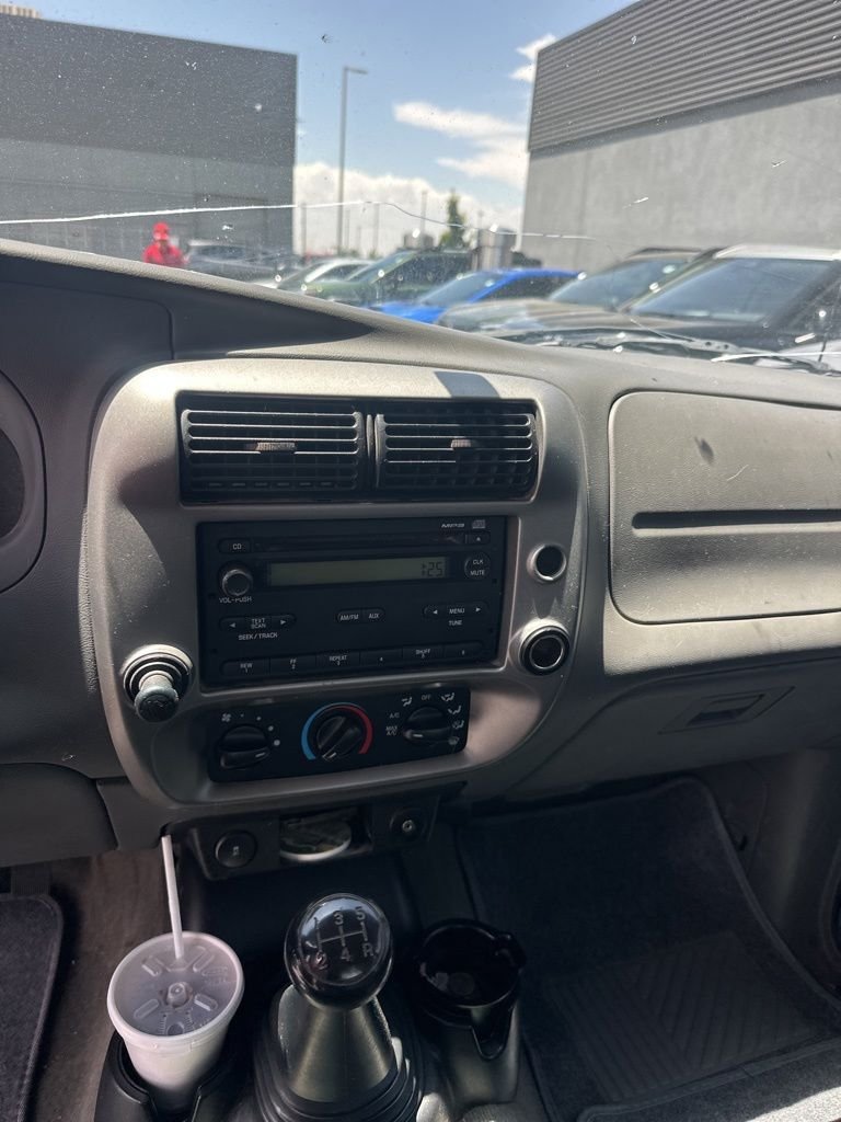 Used 2011 Blue Ford XLT image 19