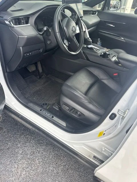 Used 2024 Pearl Toyota Nightshade image 7