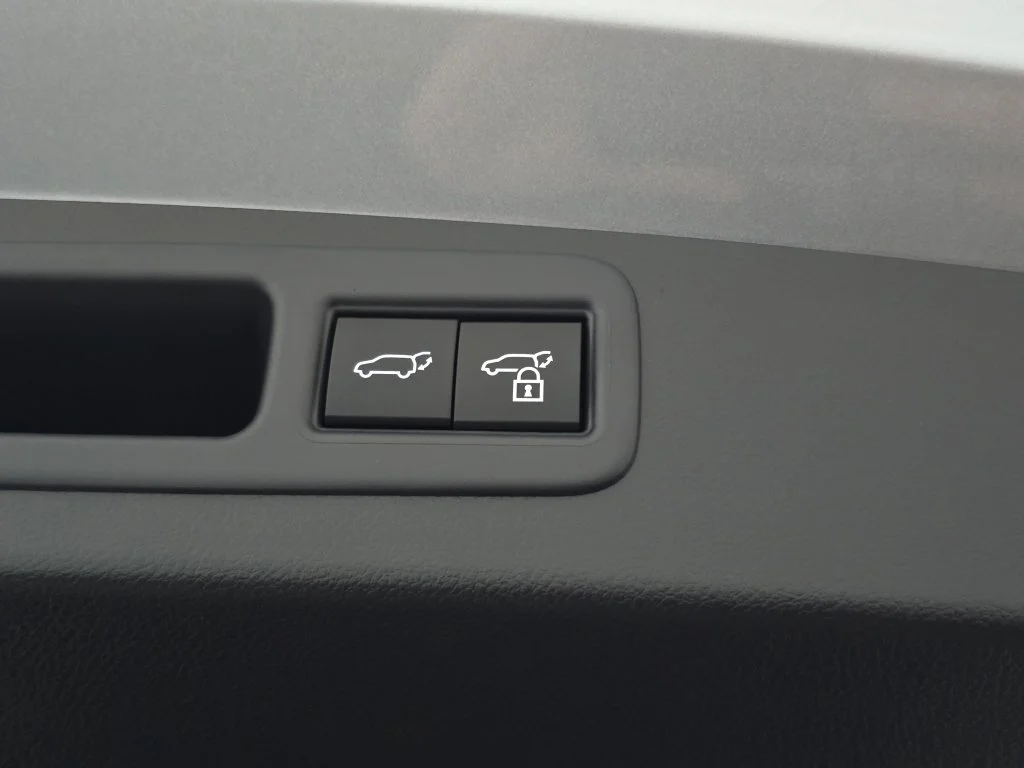 New 2026 Iridium Lexus PREMIUM PLUS image 13
