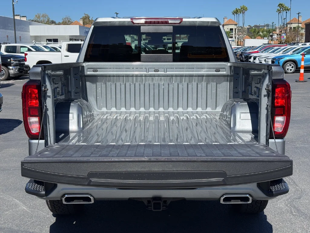 Used 2026 Sterling Metallic GMC Elevation image 10