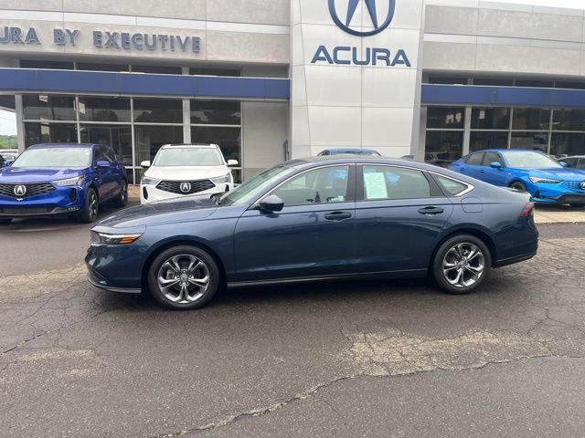 Used 2024 Canyon River Blue Metallic Honda EX image 40