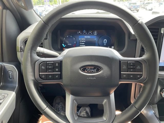New 2026 CARBONIZED GRAY Ford XLT image 16