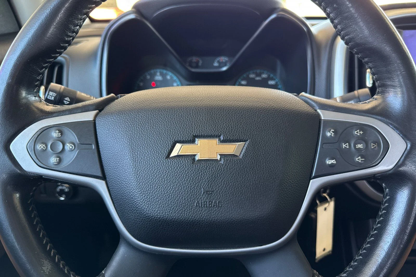 Used 2015 Red Chevrolet LT image 24