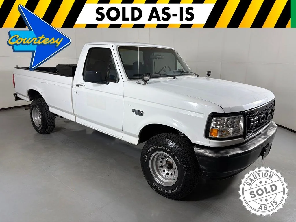 Used 1995  Ford XL image 2