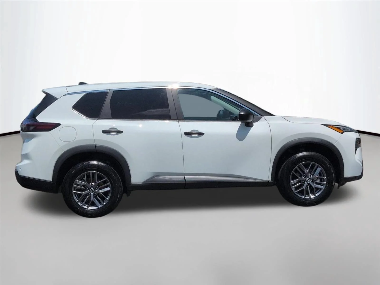 Used 2024 Glacier White Nissan S image 6