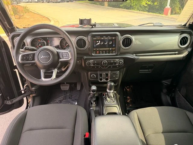 Used 2023 Black Clearcoat Jeep Sahara image 15