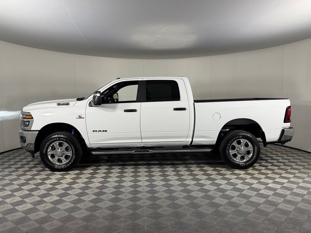 Used 2026 White Ram Big Horn image 9