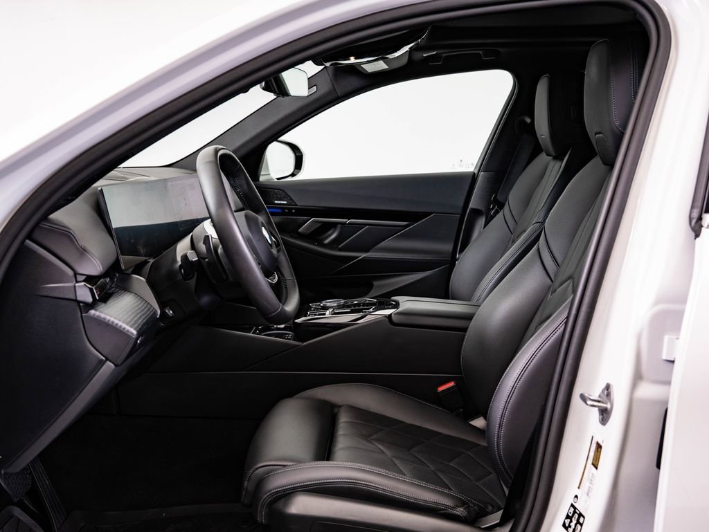Used 2025 Mineral White Metallic BMW 530i xDrive image 23