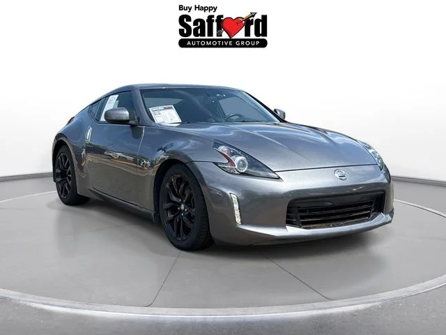 Used 2020 Gray Nissan Base image 9