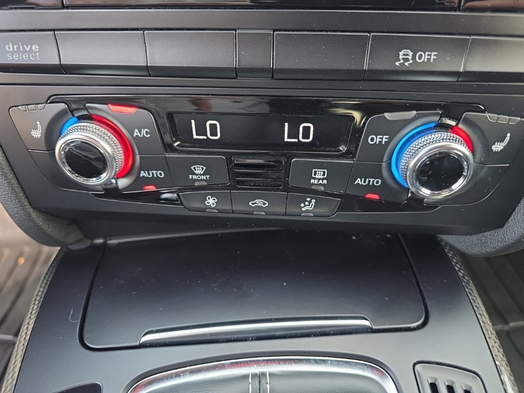 Used 2015 Blue Audi 3.0T Premium Plus image 24