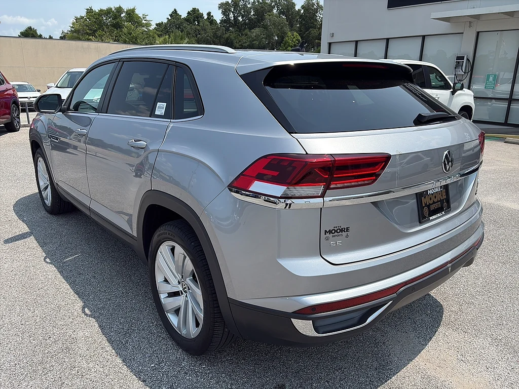 Used 2021 Pyrite Silver Metallic Volkswagen 2.0T SE w/Technology 4MOTION image 6