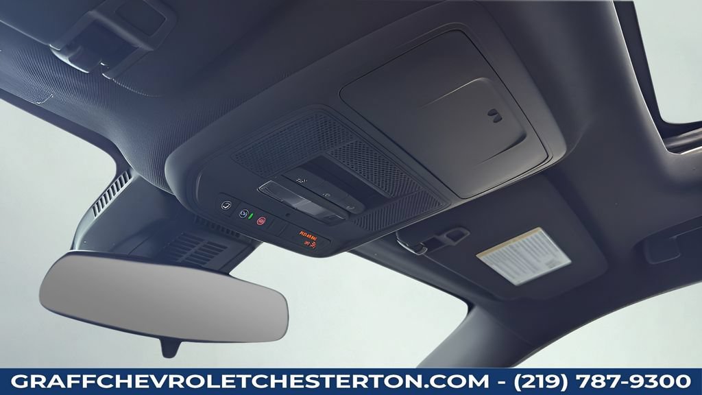 New 2027 Summit White Chevrolet LT image 22