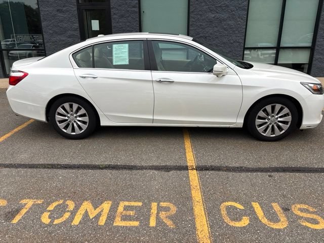 Used 2014 White Honda EX-L image 4