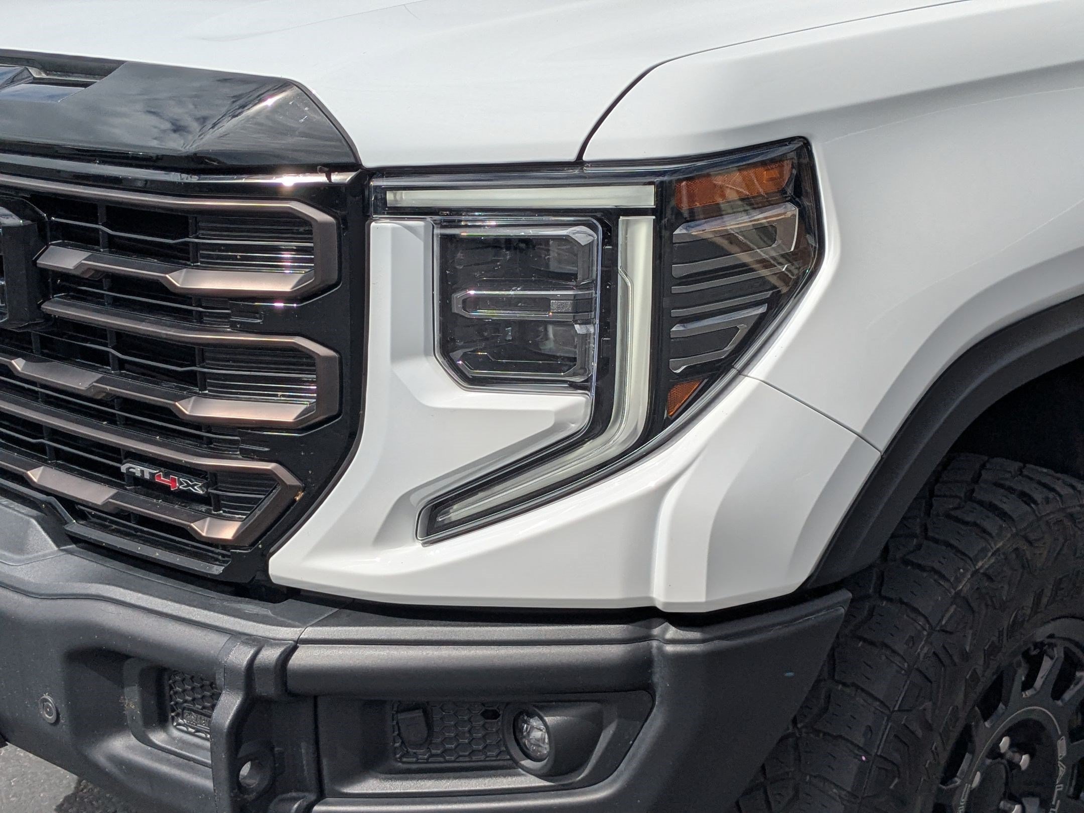 Used 2024 Summit White GMC AT4X image 10