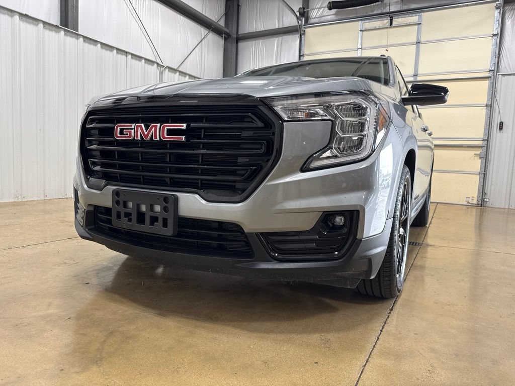 Used 2023 GMC Terrain SLT with VIN 3GKALPEGXPL111358 for sale in Carlyle, IL