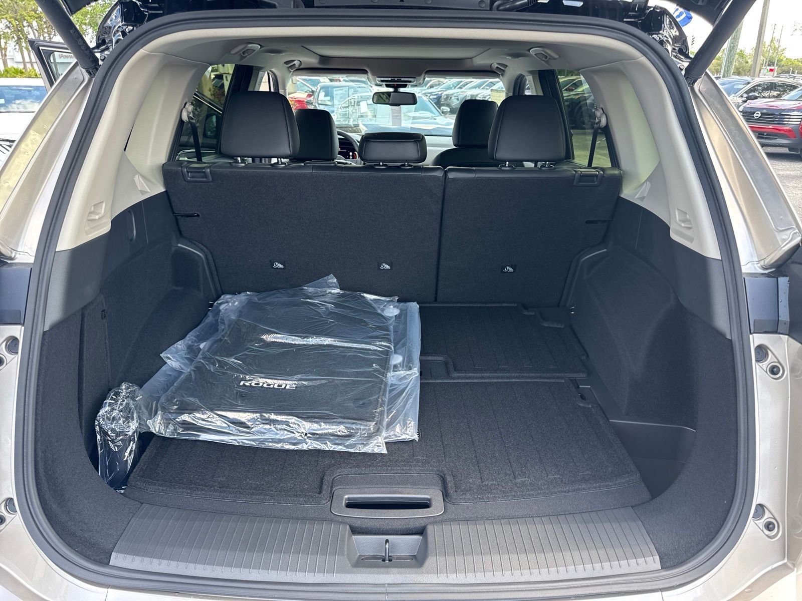 New 2026 Nissan Rogue Platinum 4D Sport Utility