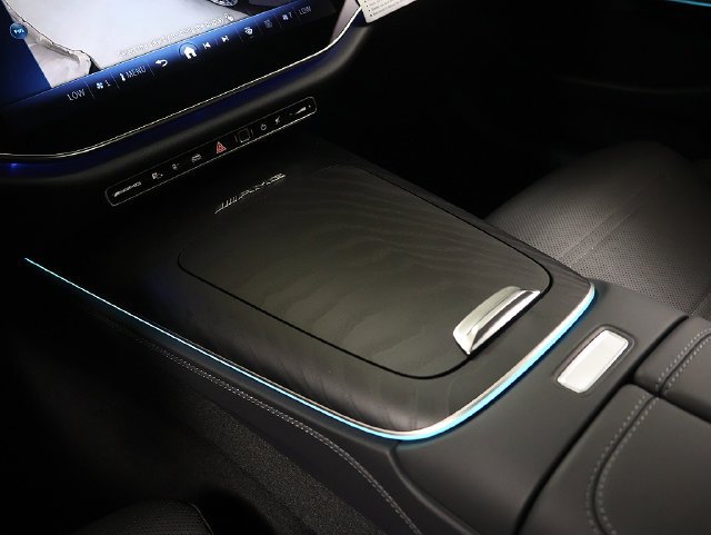 New 2027 MANUFAKTUR Moonlight White Magno Mercedes-Benz AMG® E 53 Hybrid Sedan image 61