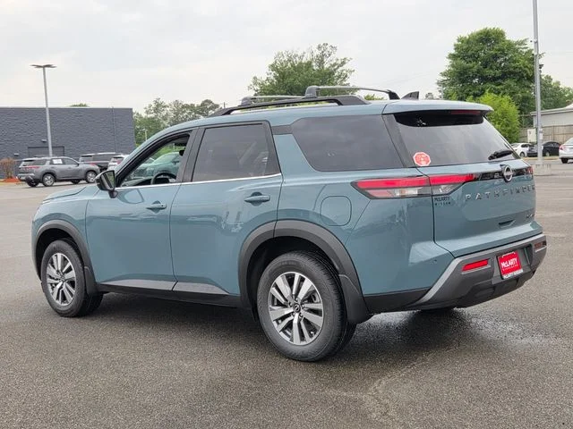 New 2026 Baltic Teal Pearl Nissan SL image 3