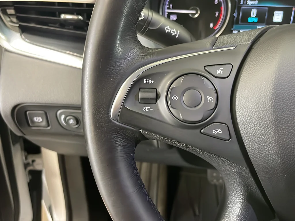 Used 2019 White Buick Essence image 15