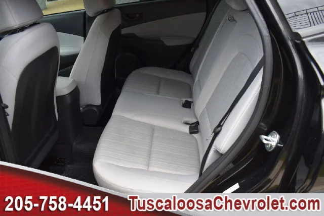 Used 2022 Black Hyundai SEL image 21