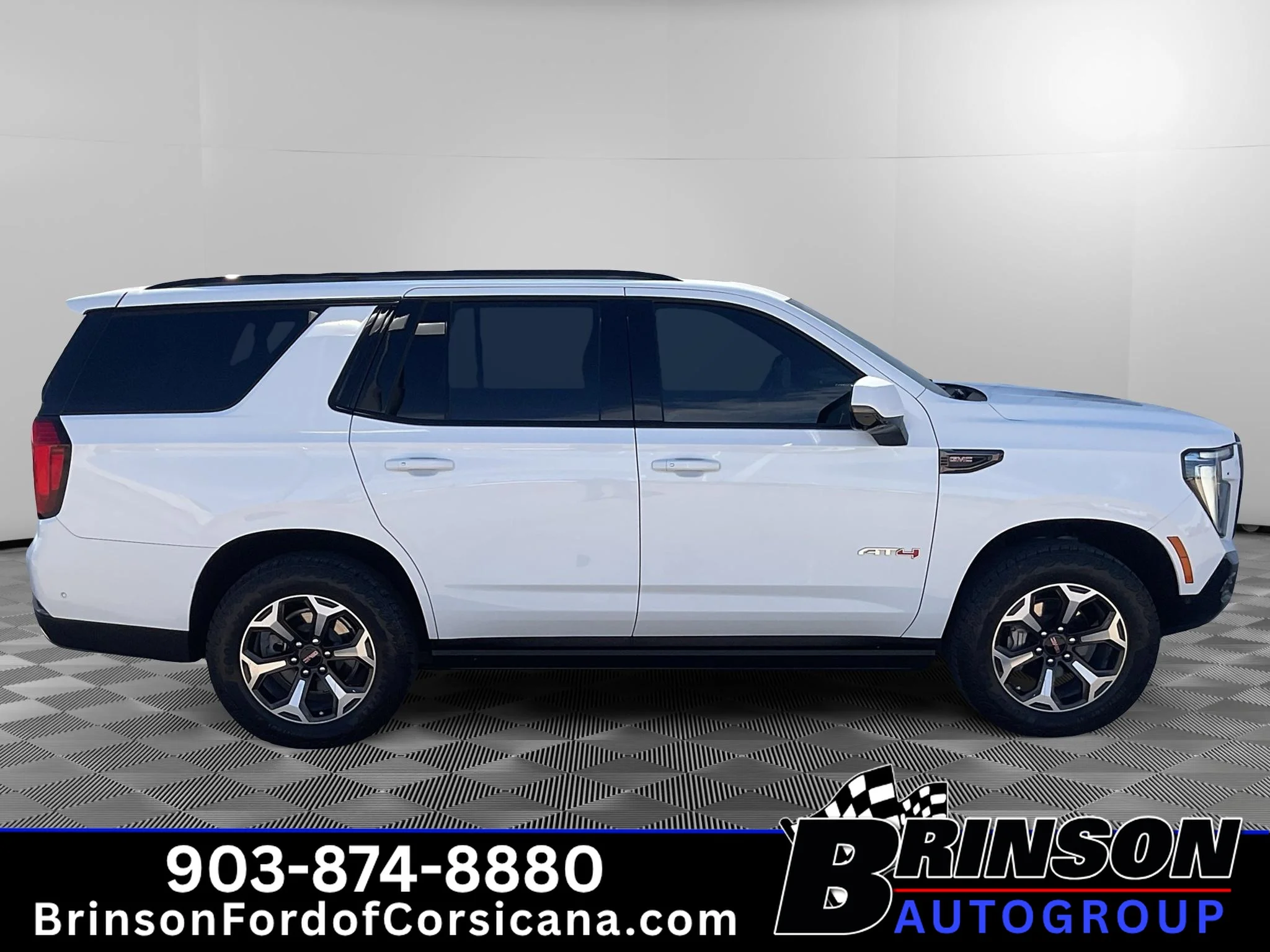 Used 2025 Summit White GMC AT4 Ultimate image 8