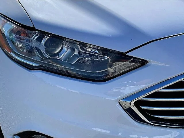 Used 2018 Oxford White Ford  image 36
