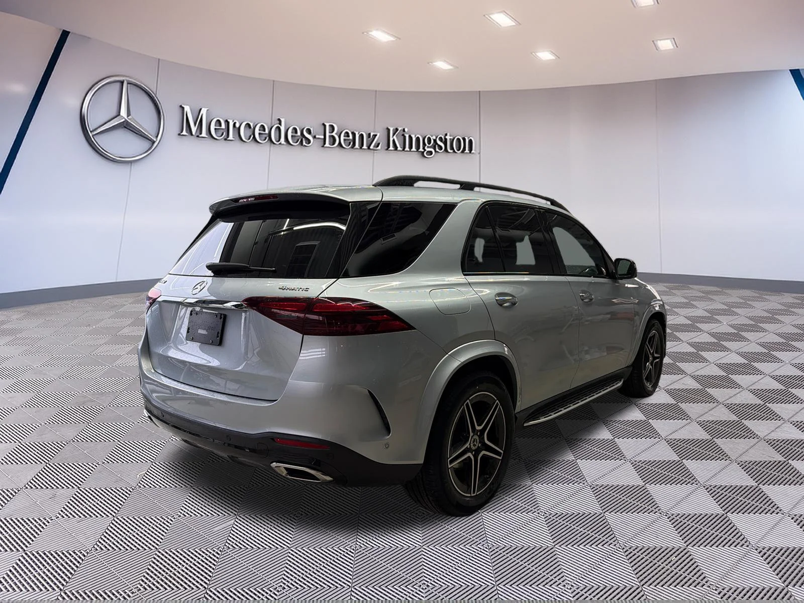 New 2026 Silver Mercedes-Benz GLE 450 4MATIC SUV image 5