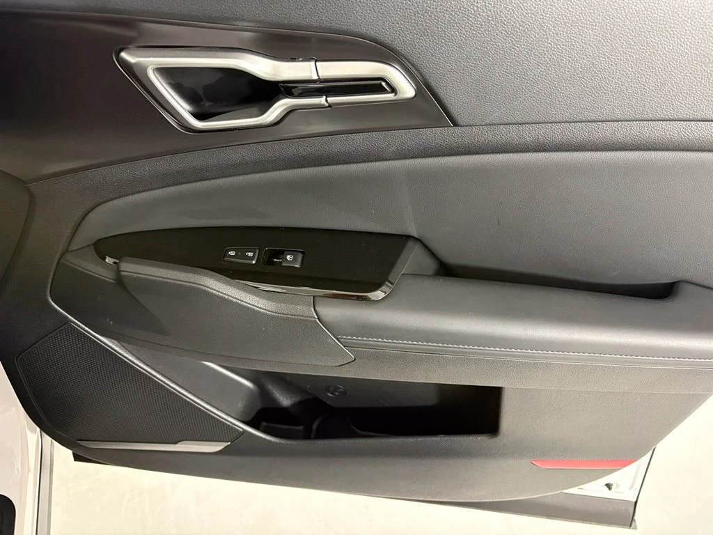 Used 2025 White Kia EX image 12