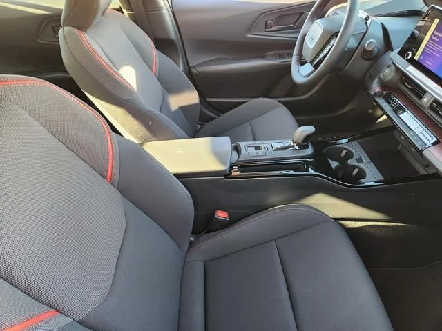 New 2026 Wind Chill Pearl <sup>1</sup> Toyota  SE image 10