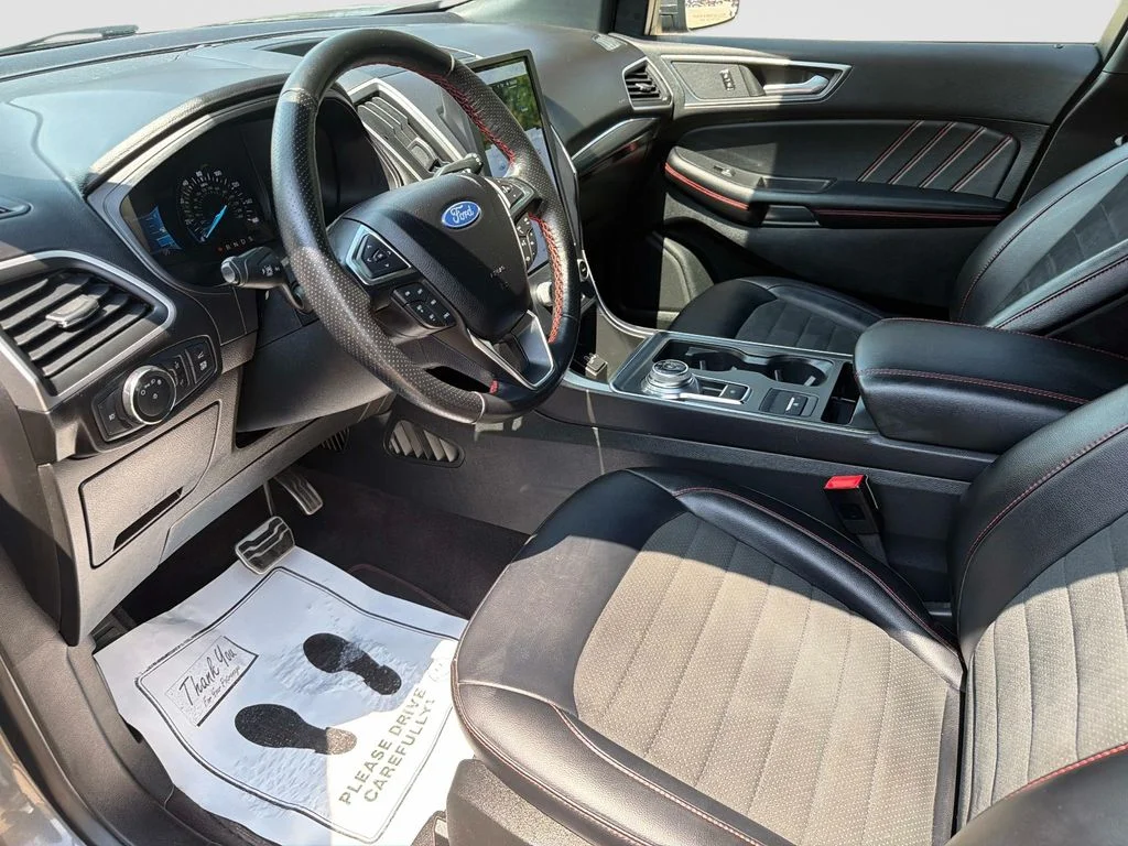 Used 2022 Gray Ford ST Line image 22